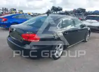 2015 Volkswagen Passat photo