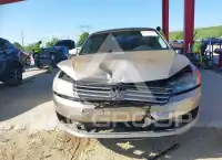 2015 Volkswagen Passat photo