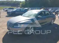 2015 Volkswagen Passat photo