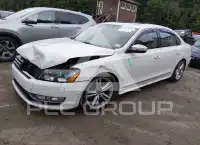 2015 Volkswagen Passat фото