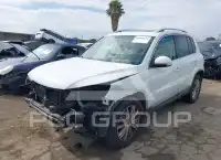 2015 Volkswagen Tiguan photo