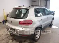 2015 Volkswagen Tiguan фото
