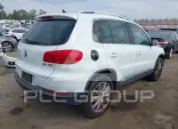 2015 Volkswagen Tiguan photo