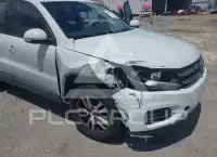 2015 Volkswagen Tiguan фото