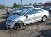 2015 Volkswagen Jetta photo