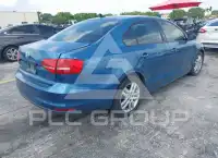2015 Volkswagen Jetta photo