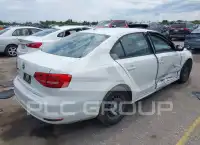 2015 Volkswagen Jetta photo