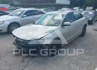2015 Volkswagen Jetta photo