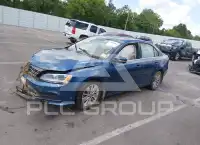 2015 Volkswagen Jetta photo