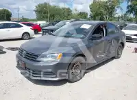 2015 Volkswagen Jetta photo