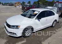 2015 Volkswagen Jetta photo