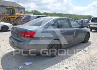 2015 Volkswagen Jetta photo