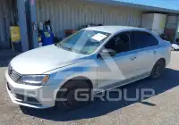 2015 Volkswagen Jetta photo