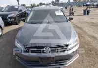 2015 Volkswagen Jetta фото