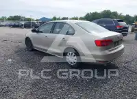 2015 Volkswagen Jetta photo