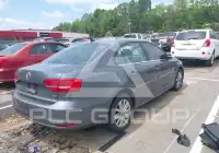 2015 Volkswagen Jetta photo