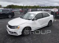 2015 Volkswagen Jetta photo