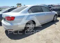2015 Volkswagen Jetta photo
