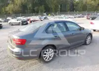 2015 Volkswagen Jetta photo