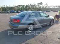 2015 Volkswagen Jetta photo