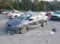 2015 Volkswagen Jetta photo