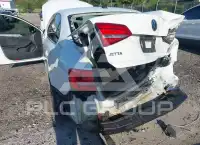 2015 Volkswagen Jetta фото