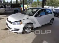 2015 Volkswagen GOLF photo