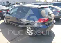 2015 Volkswagen GOLF photo