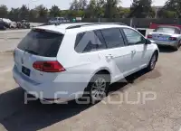 2015 Volkswagen GOLF photo