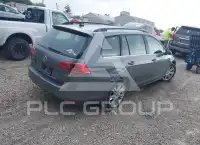 2015 Volkswagen GOLF photo