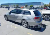 2015 Volkswagen GOLF photo