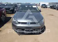 2015 Volkswagen GOLF photo