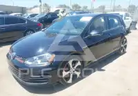 2015 Volkswagen GOLF photo