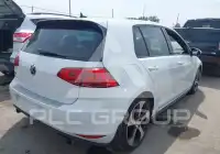 2015 Volkswagen GOLF photo