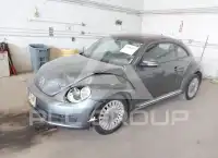 2015 Volkswagen BEETLE фото