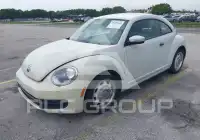 2015 Volkswagen BEETLE photo