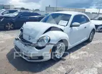 2015 Volkswagen BEETLE photo