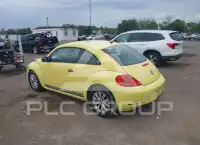 2015 Volkswagen BEETLE фото