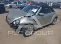 2015 Volkswagen BEETLE фото