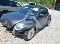 2015 Volkswagen BEETLE фото