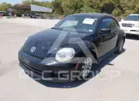 2015 Volkswagen BEETLE фото