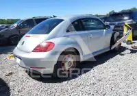 2015 Volkswagen BEETLE фото