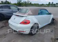 2015 Volkswagen BEETLE фото