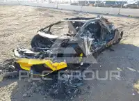 2015 Lamborghini Aventador фото