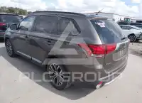 2016 Mitsubishi OUTLANDER фото