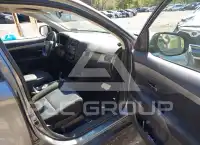 2016 Mitsubishi OUTLANDER фото