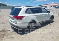 2016 Mitsubishi OUTLANDER photo
