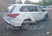 2016 Mitsubishi OUTLANDER фото