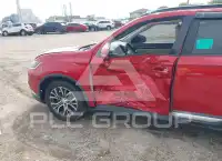 2016 Mitsubishi OUTLANDER фото
