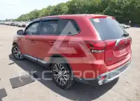 2016 Mitsubishi OUTLANDER photo